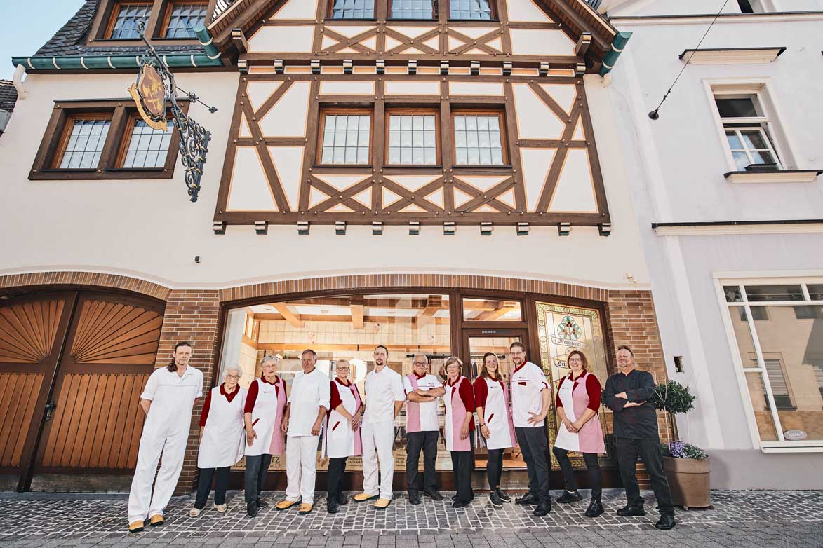 Fachwerkhaus mit Personen